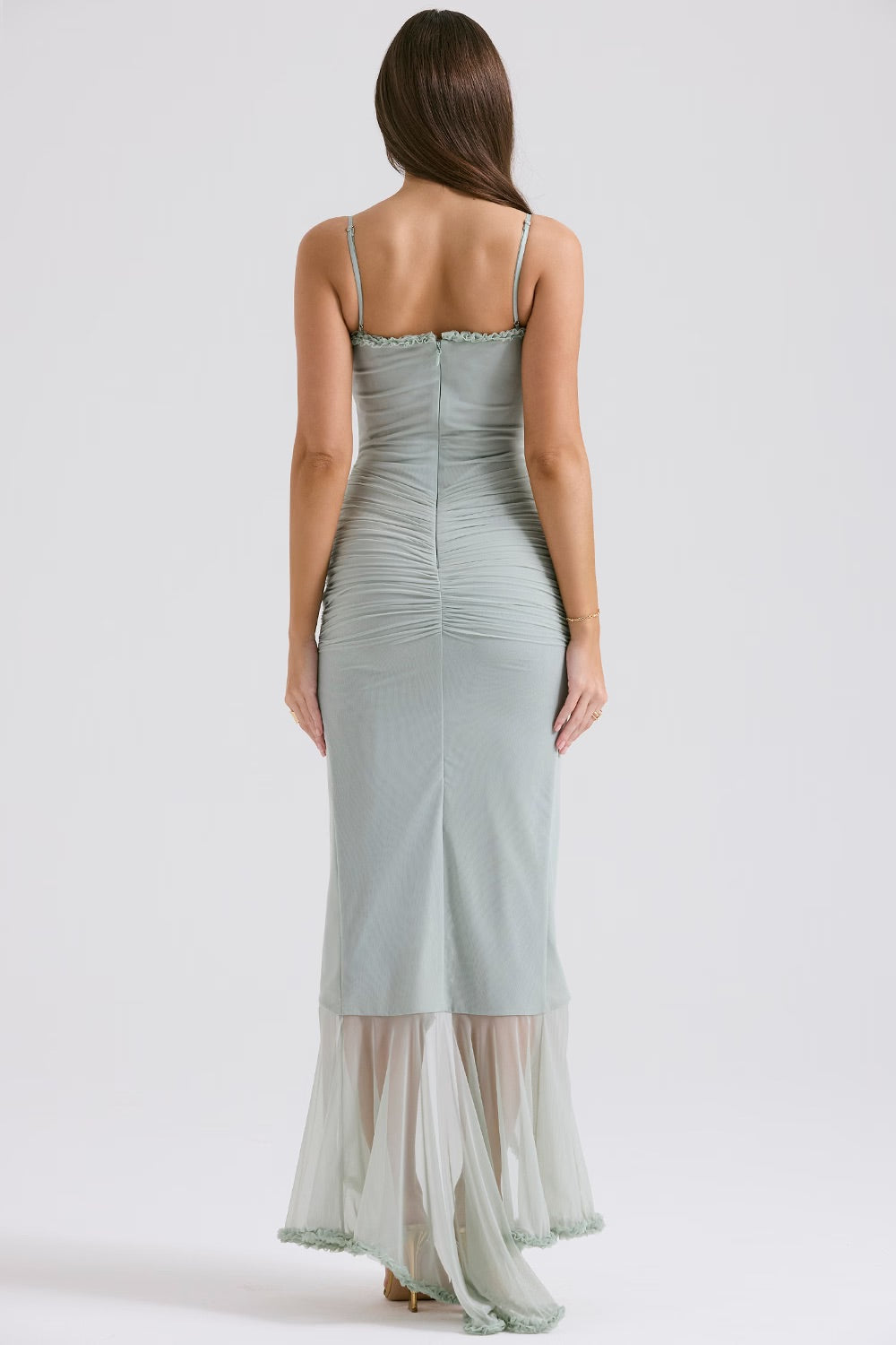 Tief Ausgeschnittenes Maxikleid Mit Dünnen Trägern