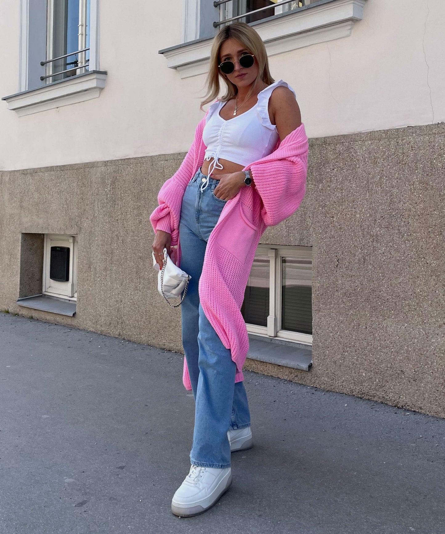 Hellrosa Maxi-Strickjacke