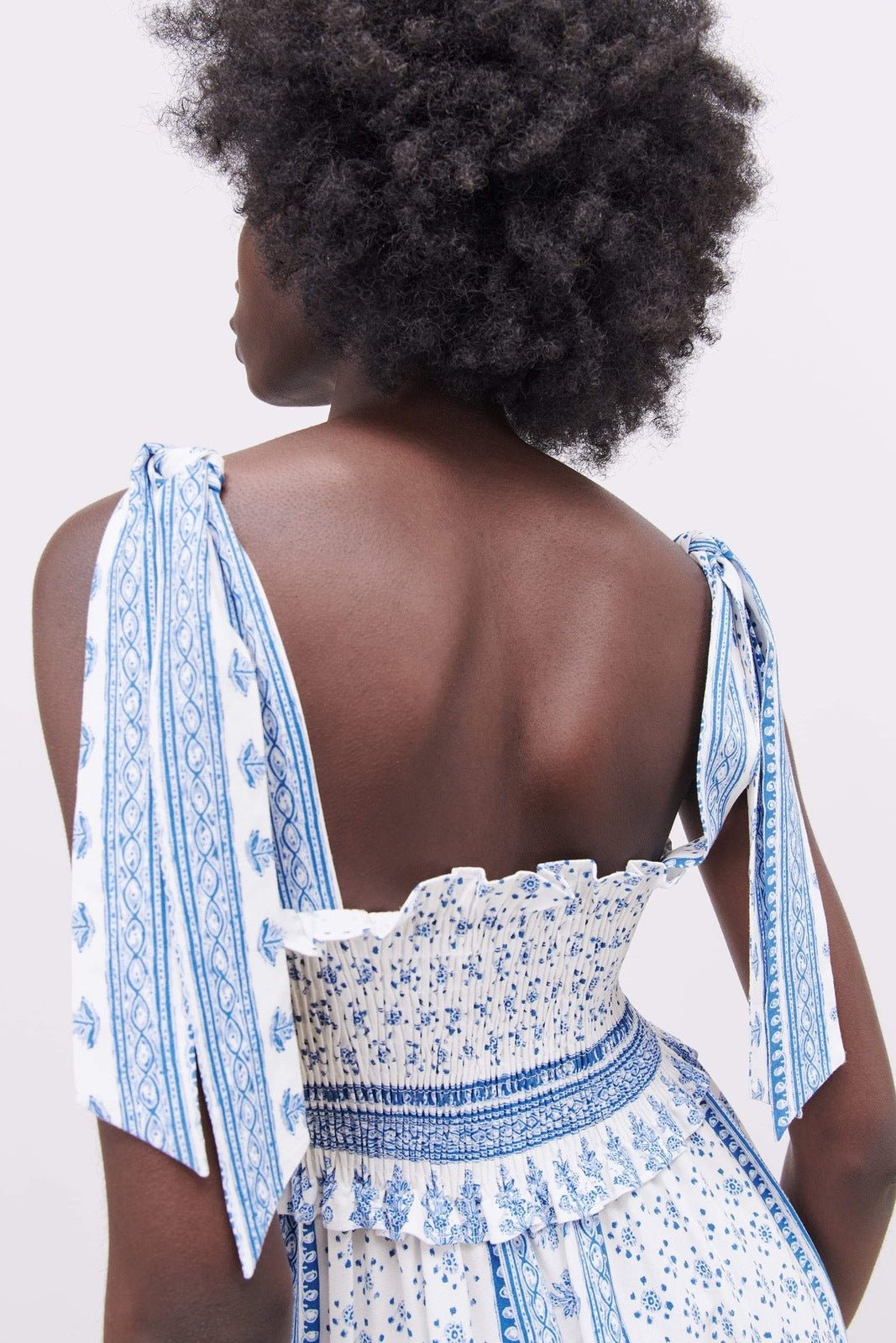 Gestreiftes Midikleid Mit Botanischem Blumenmuster