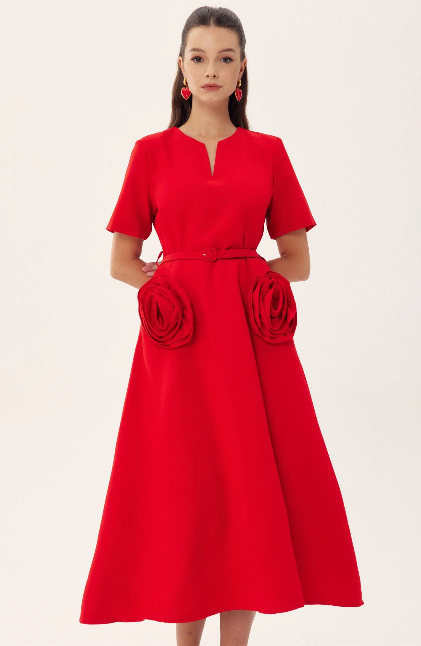 Midikleid Mit V-Ausschnitt Und Blumenmuster