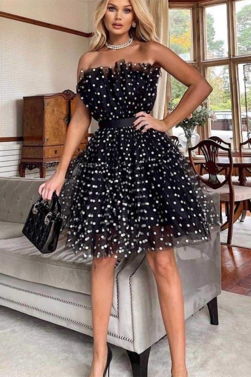 Elegantes Minikleid Mit Punktmuster