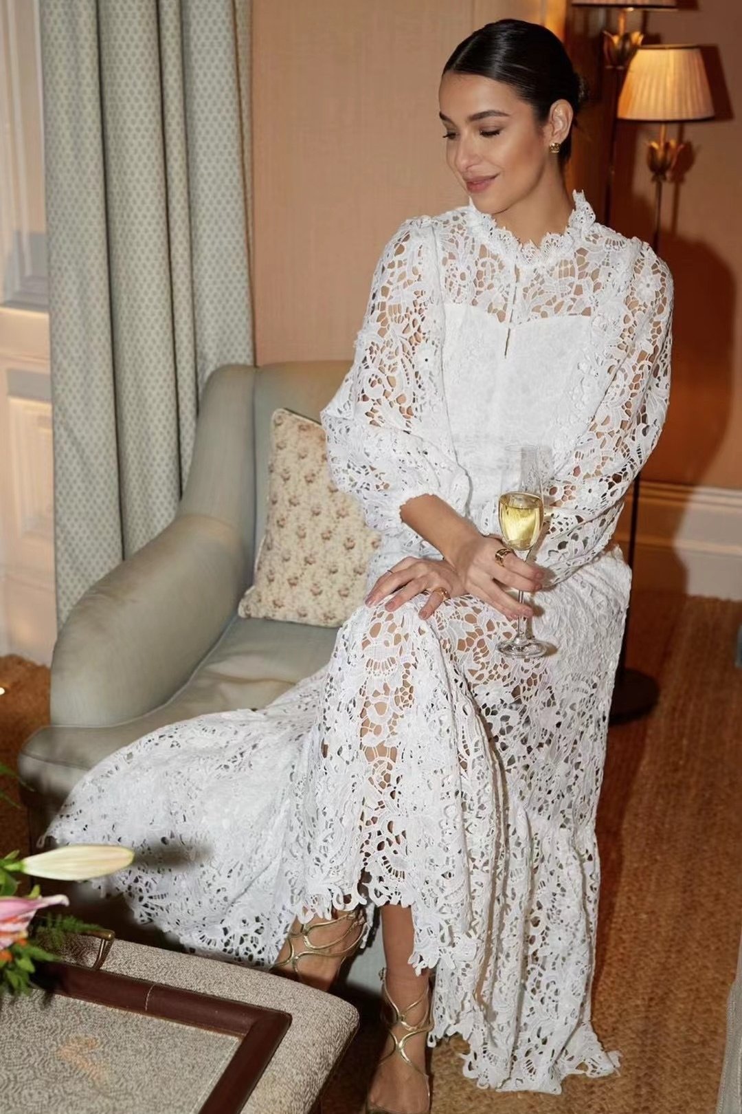Maxikleid Mit Volant Und Bestickter Spitzenkante