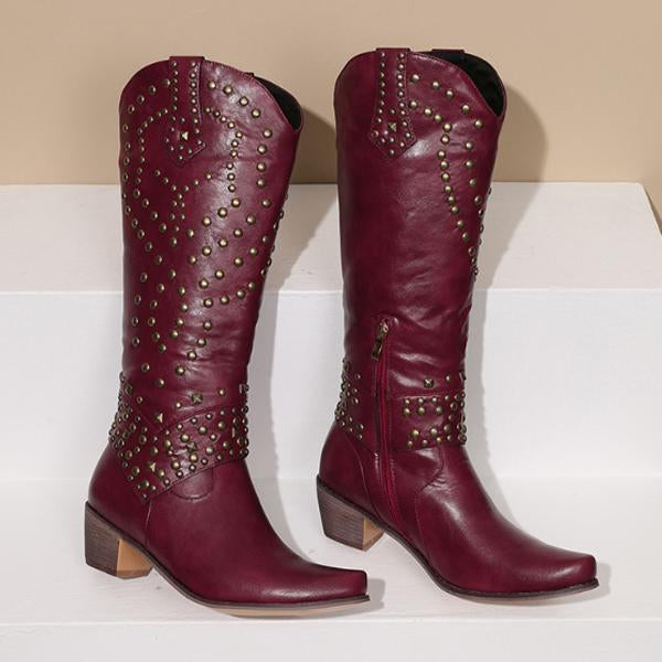 Stiefel Mit Dickem Absatz Und Metalldübeldetail