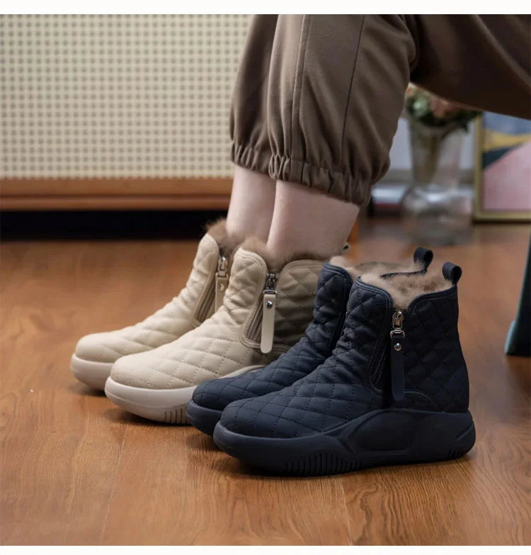 Rutschfeste Plüschstiefel