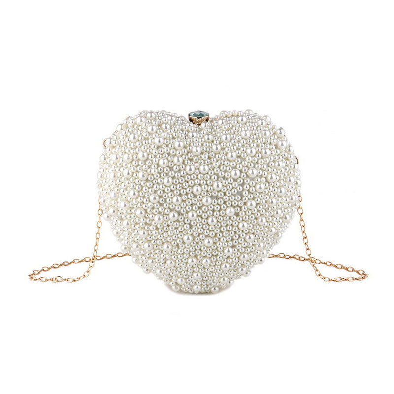 Beige Herzförmige Tasche Mit Luxuriösen Kunstperlen Und Kristalldetails