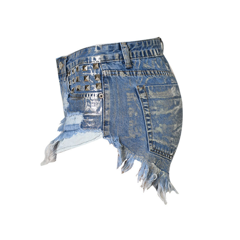 Blaue Zerrissene Jeansshorts Mit Hoher Taille Und Metallnieten