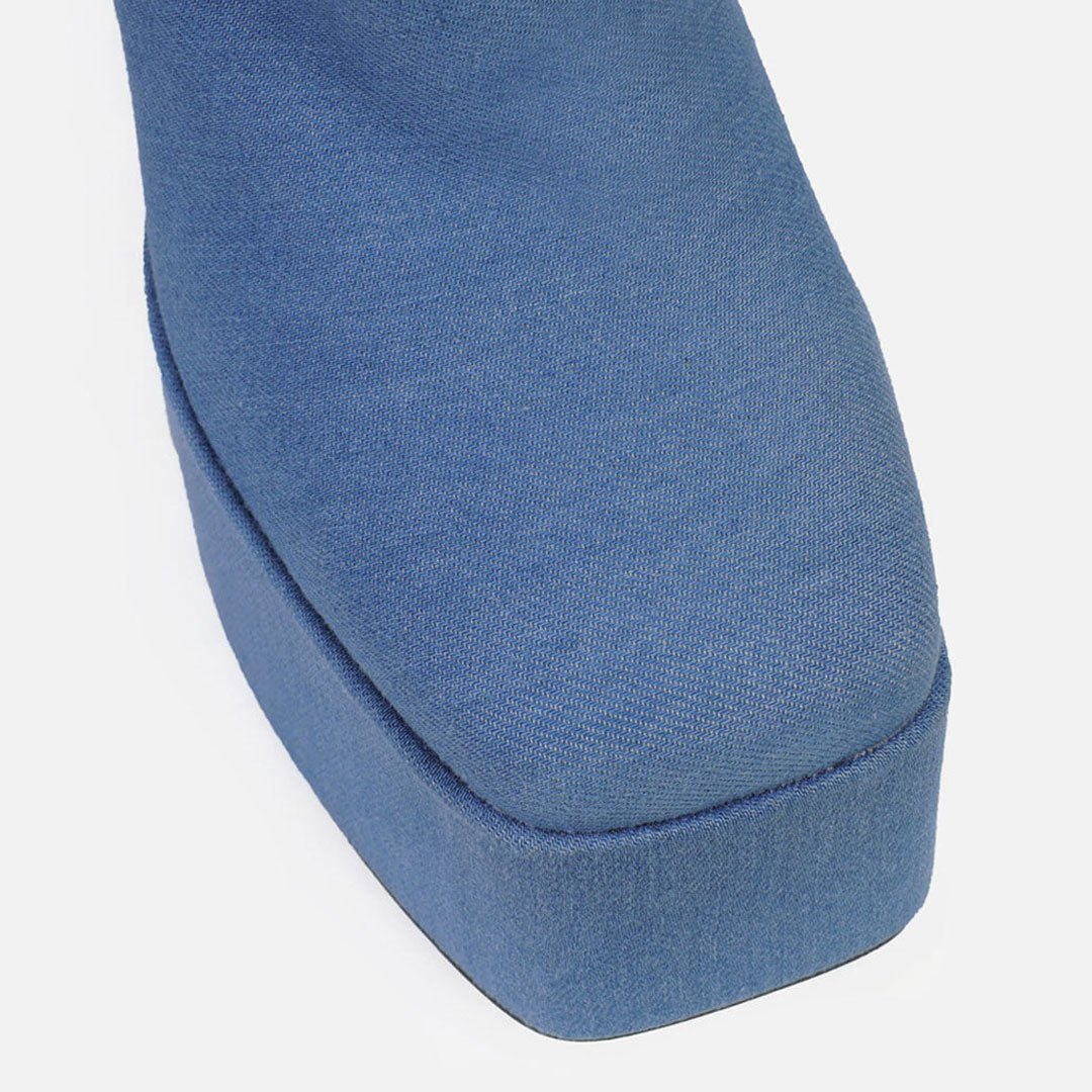 Minimalistische Overknee-Stiefel Mit Hohem Absatz Und Plateau İn Jeansblau