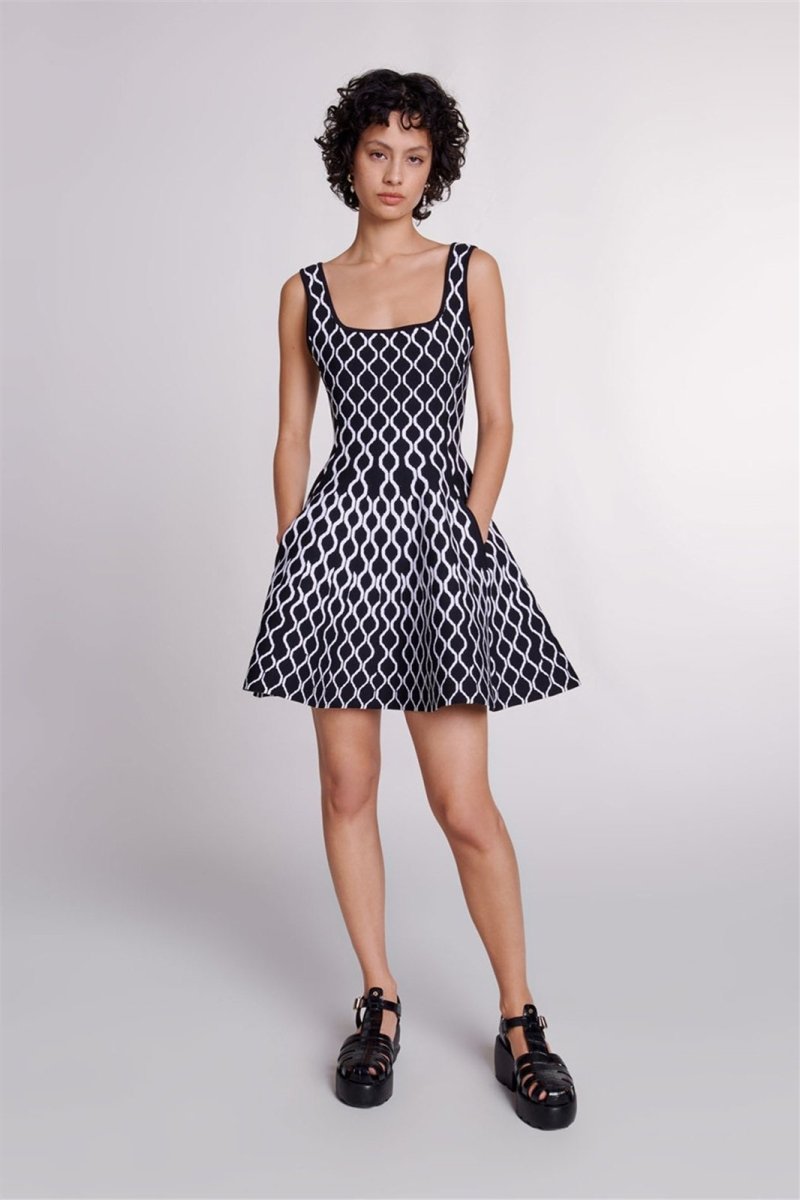 Minikleid Mit Grafischem Motiv