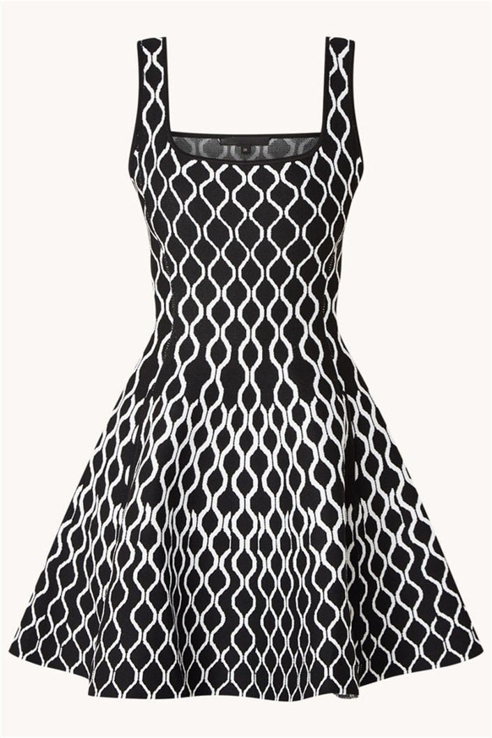 Minikleid Mit Grafischem Motiv