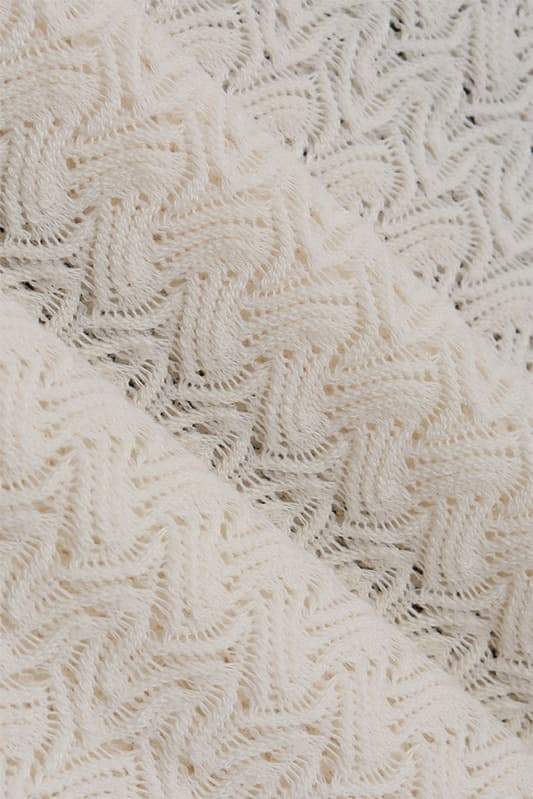Maxikleid Aus Strick Mit Rüschen Und Cut-Outs