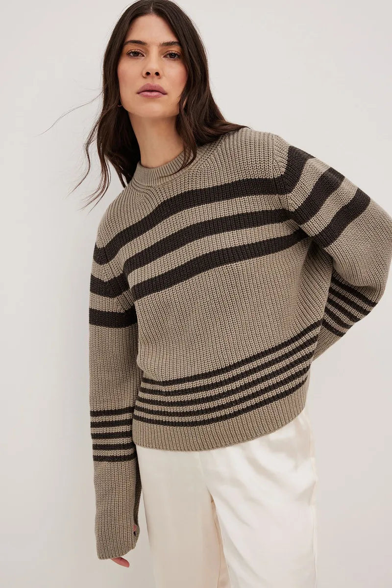 Gestreifter Pullover Mit Stickerei