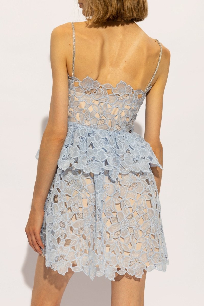 Minikleid Mit Spitzendetails Und Lagen