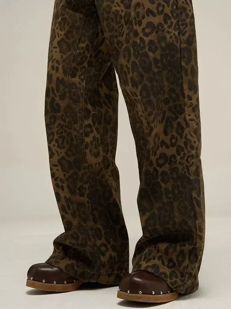 Stylisches Design Jeans Mit Leopardenmuster