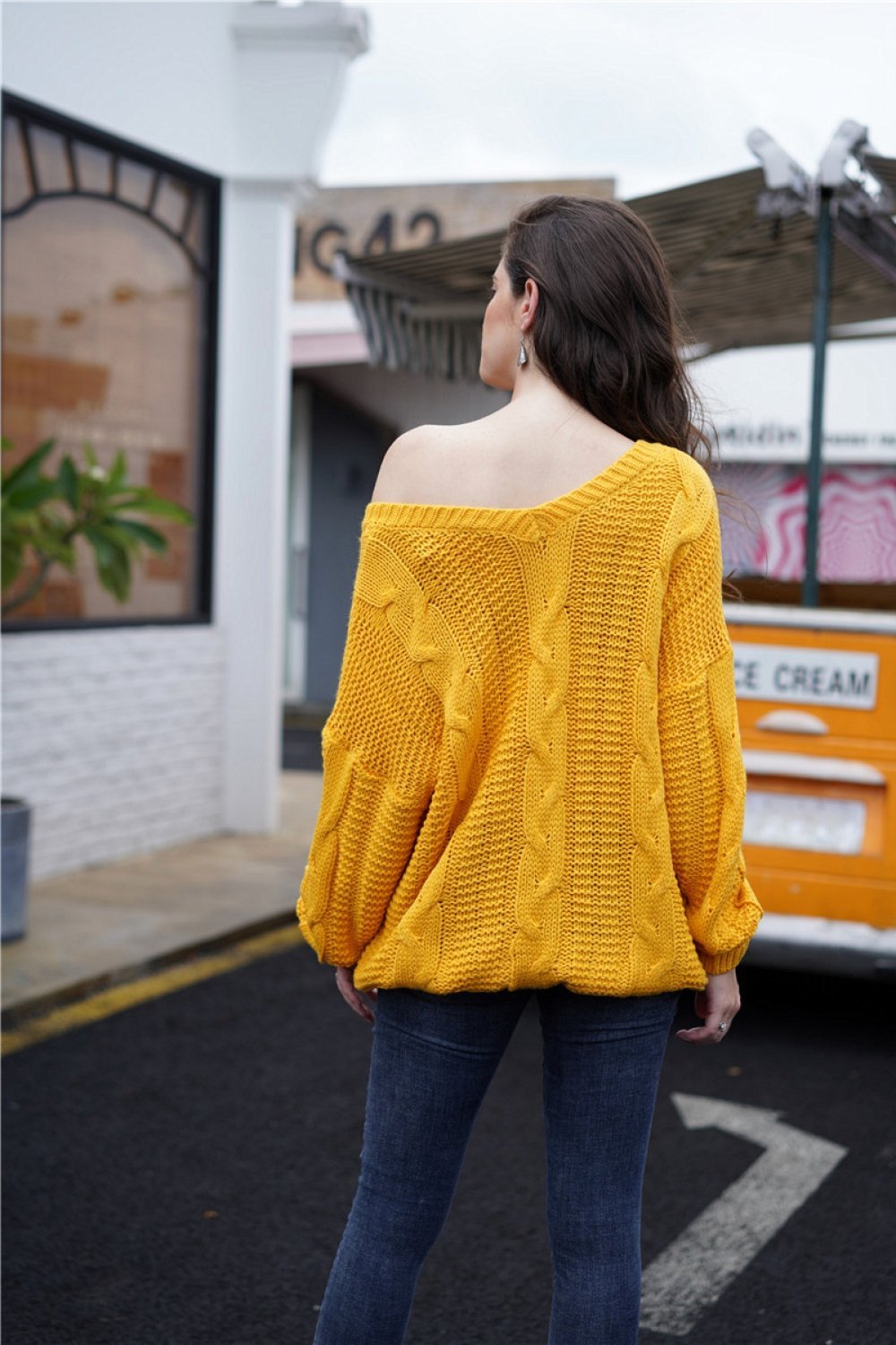Stilvoller, Schlichter, Bequemer Strickpullover Mit Zopfmuster