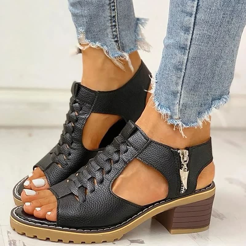 Sommersandalen Mit Strickdetails