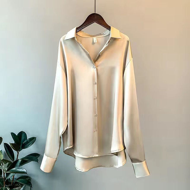 Hemd Mit Klassischem Kragen Und Stilvollem Design