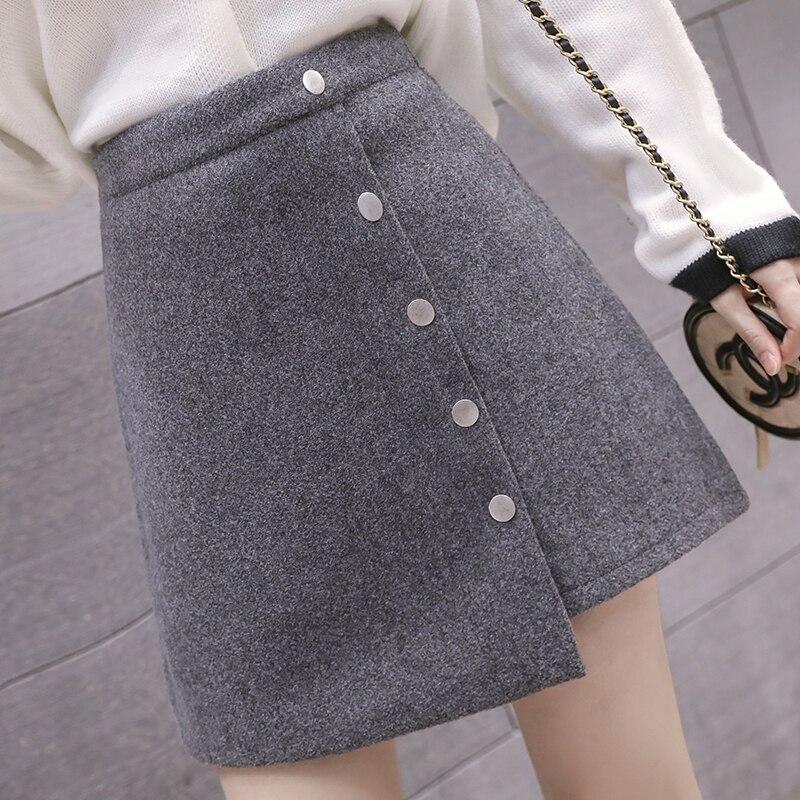 Asymmetrischer Minirock Mit Strickdetail