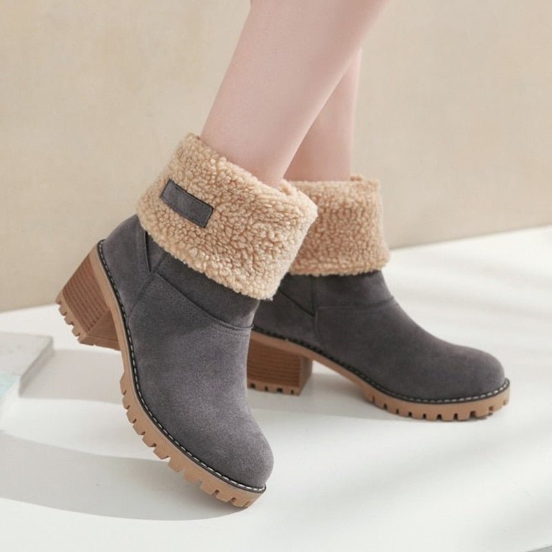 Elegante Stiefel Mit Quastendetail
