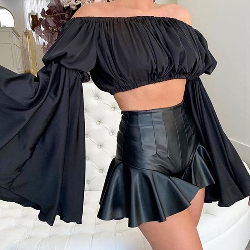 Original High Waist Shorts Aus Schwarzem Leder Mit Reißverschluss Hinten Und Volantdetail