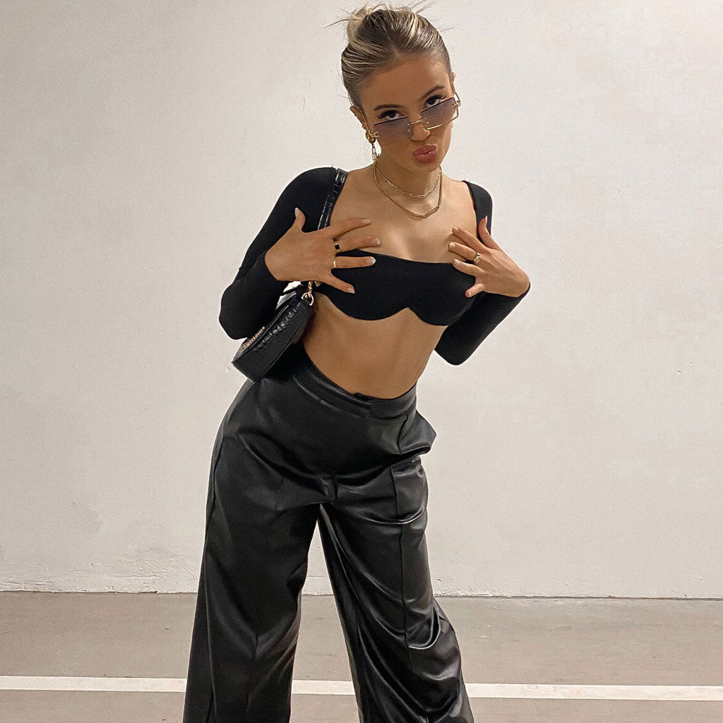 Original Crop-Bralette Mit Eckigem Ausschnitt Und Langen Ärmeln İn Schwarz