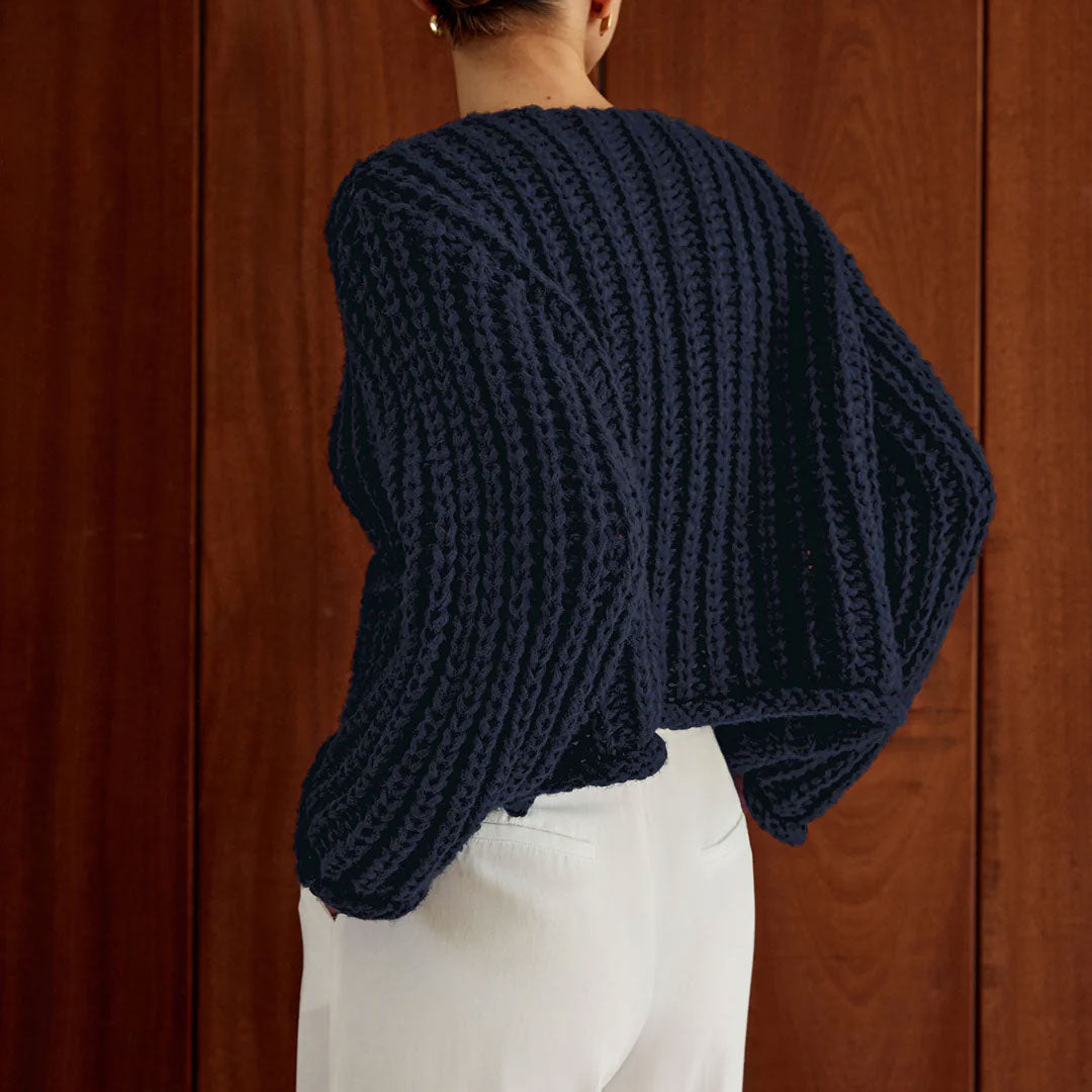 Retro-Cardigan Mit Rundhalsausschnitt Und Goldenen Knöpfen, Langen Ärmeln Und Dickem Zopfmuster