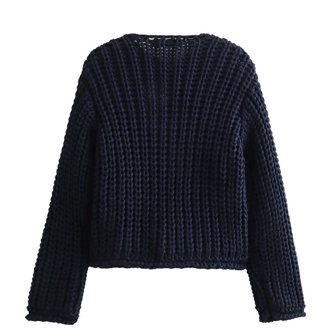 Retro-Cardigan Mit Rundhalsausschnitt Und Goldenen Knöpfen, Langen Ärmeln Und Dickem Zopfmuster
