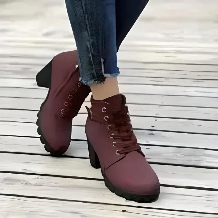 Stiefel Mit Hohen Absätzen