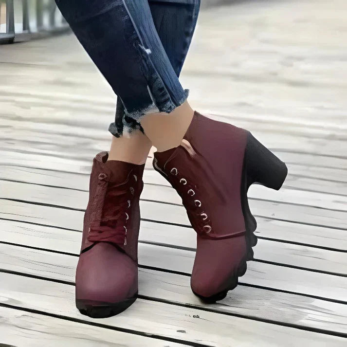 Stiefel Mit Hohen Absätzen
