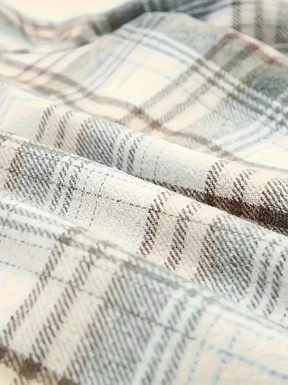Stylische Jacke İm Hemdblusenstil Mit Karo-Details