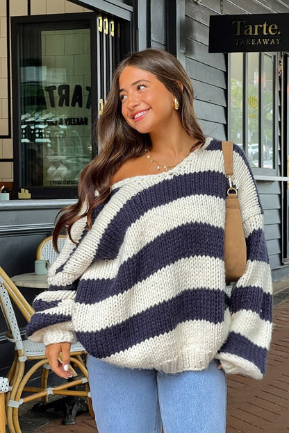 Edler Strickpullover Mit Streifenmuster