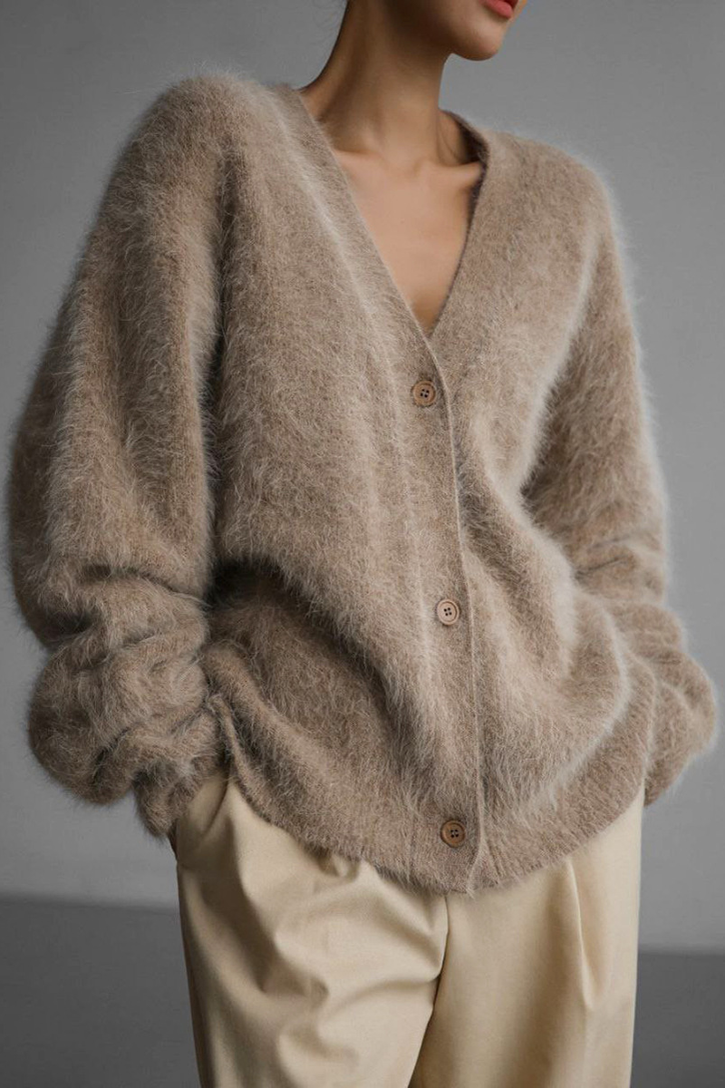 Elegante Strickjacke Mit V-Ausschnitt Und Knöpfen