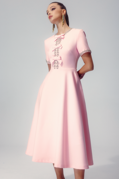Midikleid Mit Schleife Und Kristalldetail