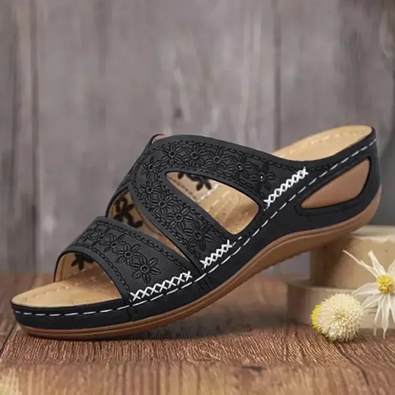 Hochwertige Orthopädische Sandalen – Keilabsatz Und Offene Zehenpartie