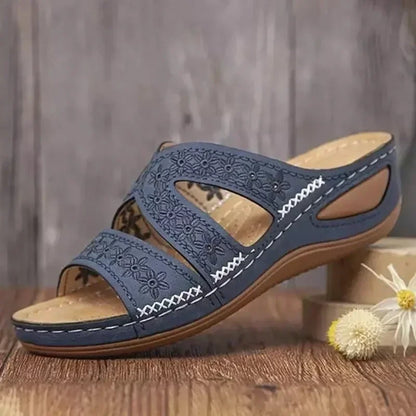 Hochwertige Orthopädische Sandalen – Keilabsatz Und Offene Zehenpartie