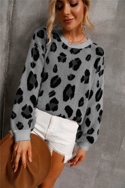 Rundhalspullover Mit Stylischem Design