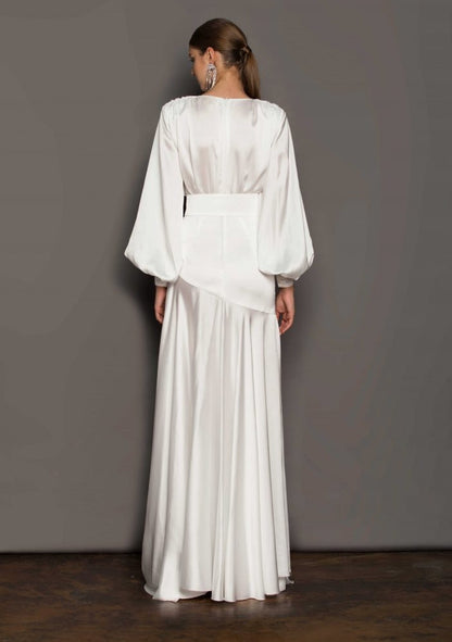 Maxikleid Mit V-Ausschnitt, Gürtel Und Schlitz