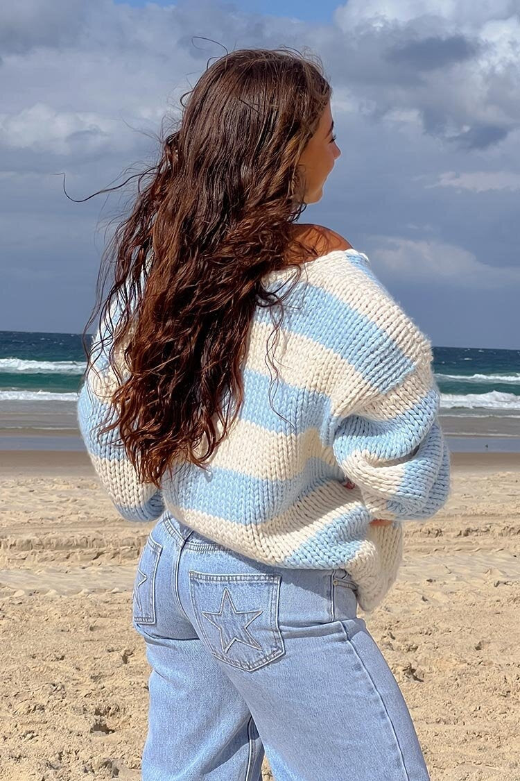 Edler Strickpullover Mit Streifenmuster
