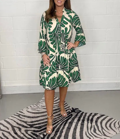 Sommerkleid Mit V-Ausschnitt Und Blumendruck