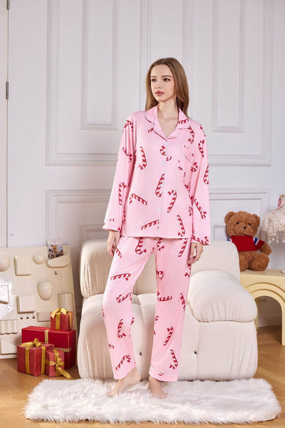 Rosafarbenes Langes Satin-Pyjama-Set Mit Zuckerstangenmuster