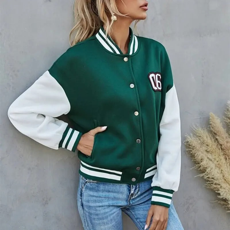 Stylische Collegejacke İm Design