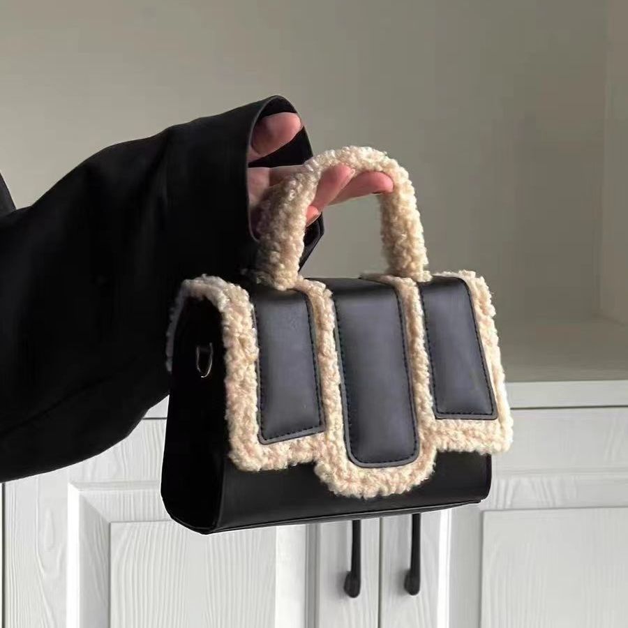 Tasche Mit Minimalistischem, Stilvollem Design