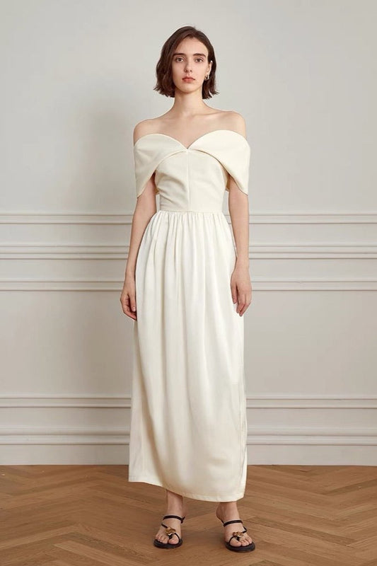 Cremefarbenes Schulterfreies, Figurbetontes Maxikleid