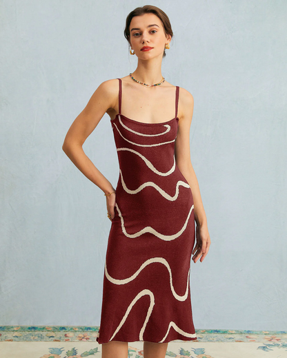 Elegantes Midikleid Mit Quadratischem Ausschnitt Und Trägern