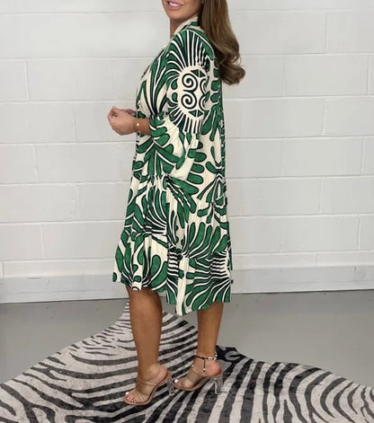 Sommerkleid Mit V-Ausschnitt Und Blumendruck