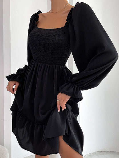 Elegantes Langarm-Minikleid