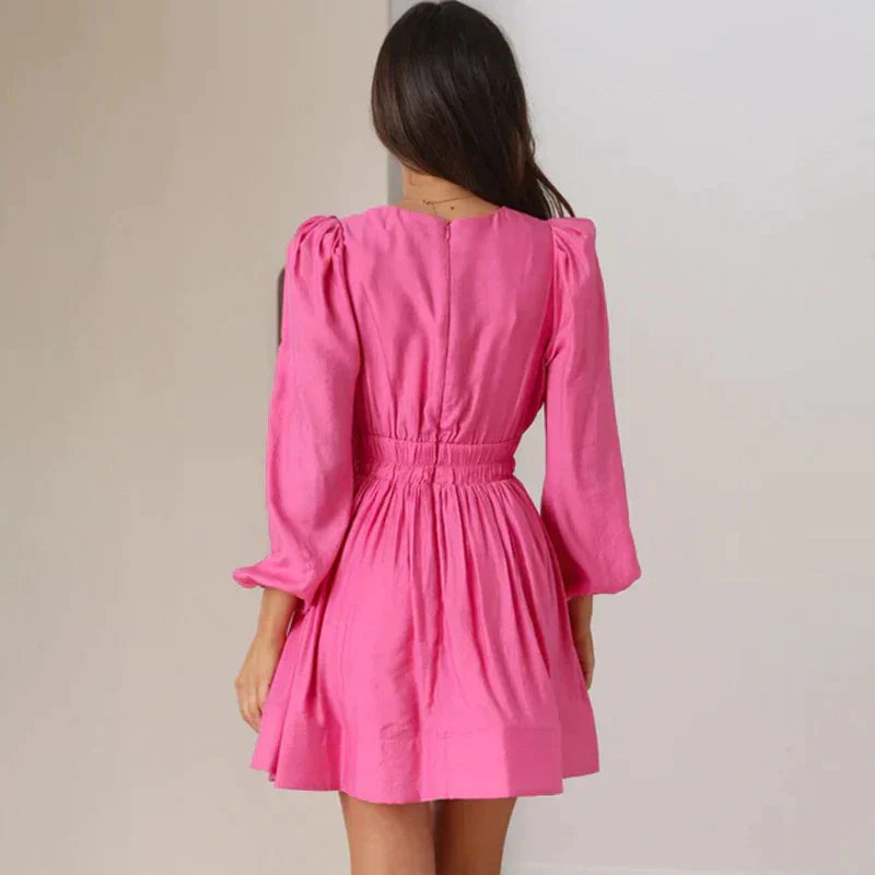 Elegantes Tief Ausgeschnittenes Minikleid
