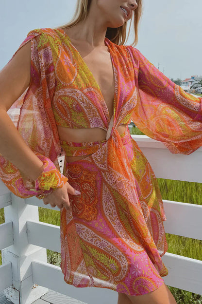 Elegantes Tief Ausgeschnittenes Minikleid