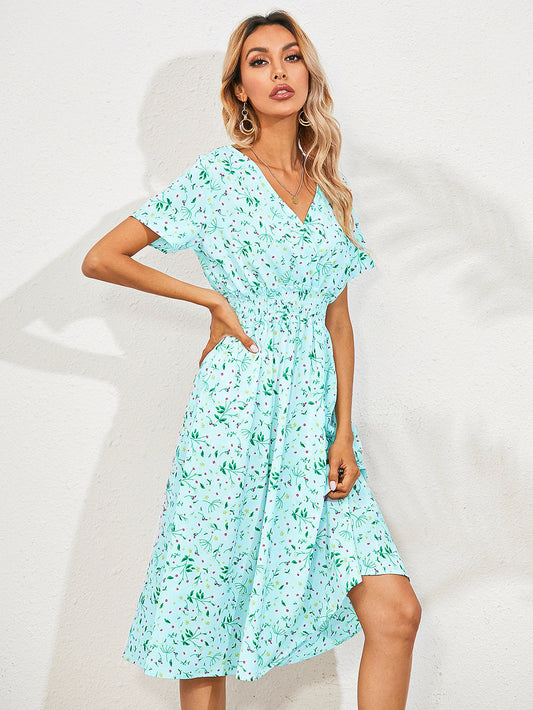 Stilvolles Sommer-Midikleid Mit V-Ausschnitt