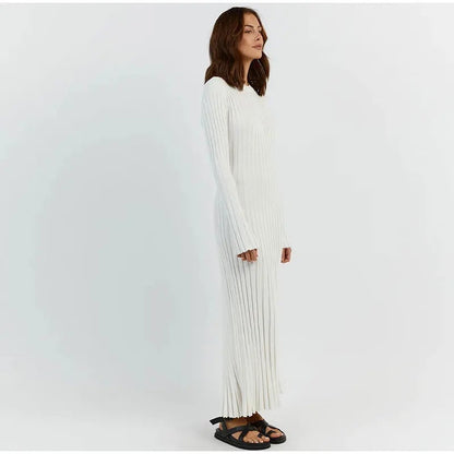 Elegantes Strickkleid Mit Rundhalsausschnitt