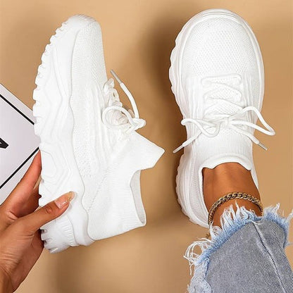 Stylische Design-Sneaker Mit Hoher Sohle